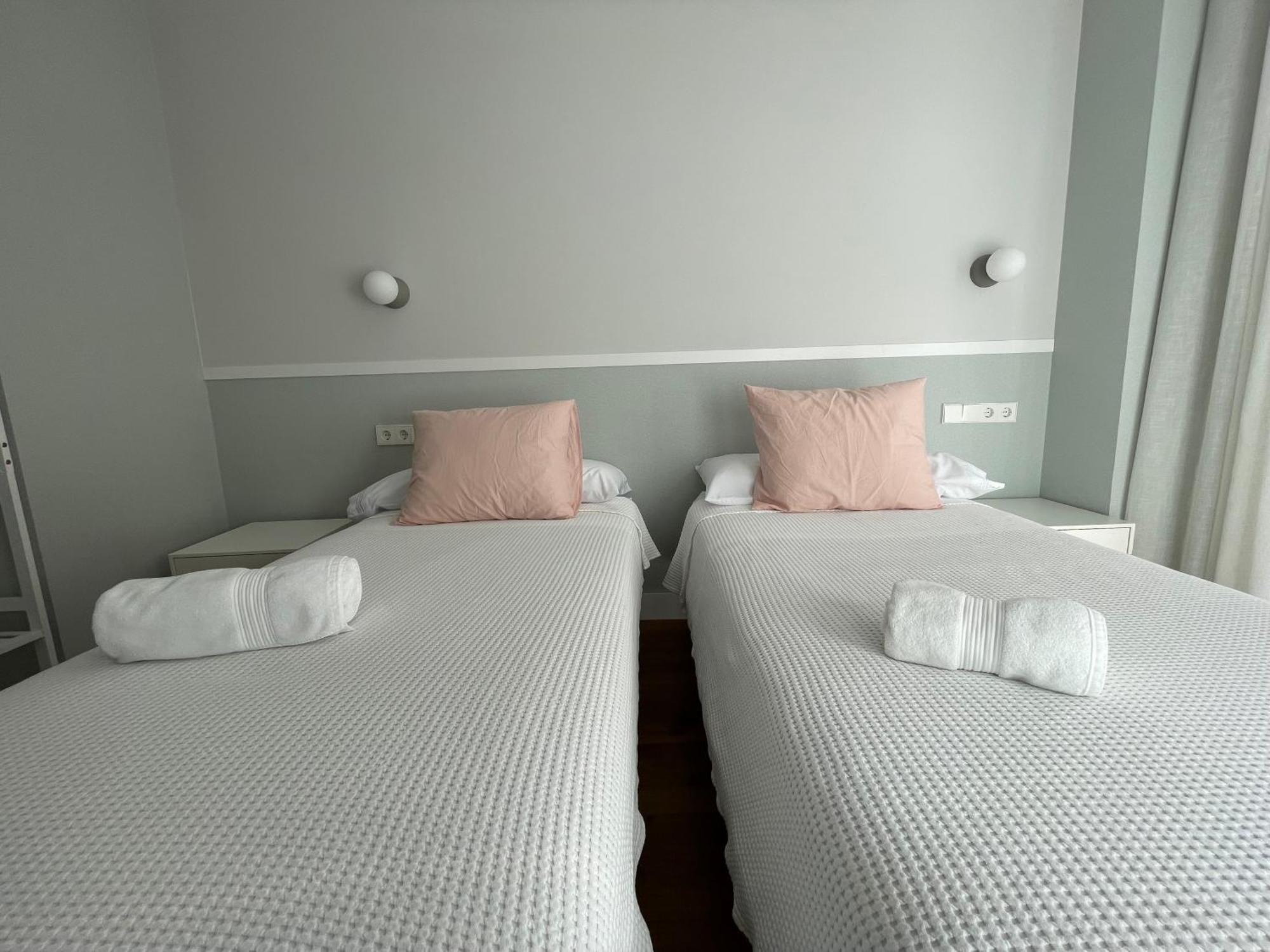 Acariciando La Catedral Vista Espectacular Apartment Burgos Ngoại thất bức ảnh